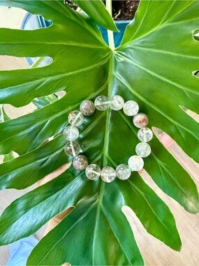 Garden Quartz stretchy bracelet